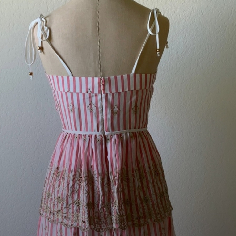 Talulah embroidered dress - Picture 4 of 6